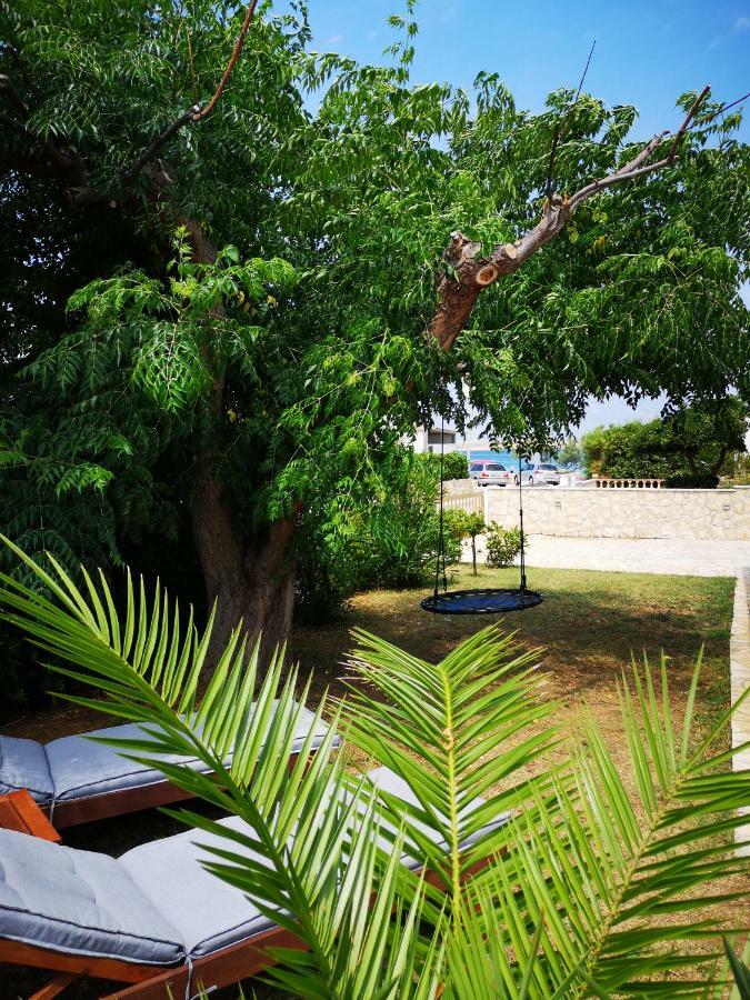 Holiday House Tara Vila Vir Exterior foto