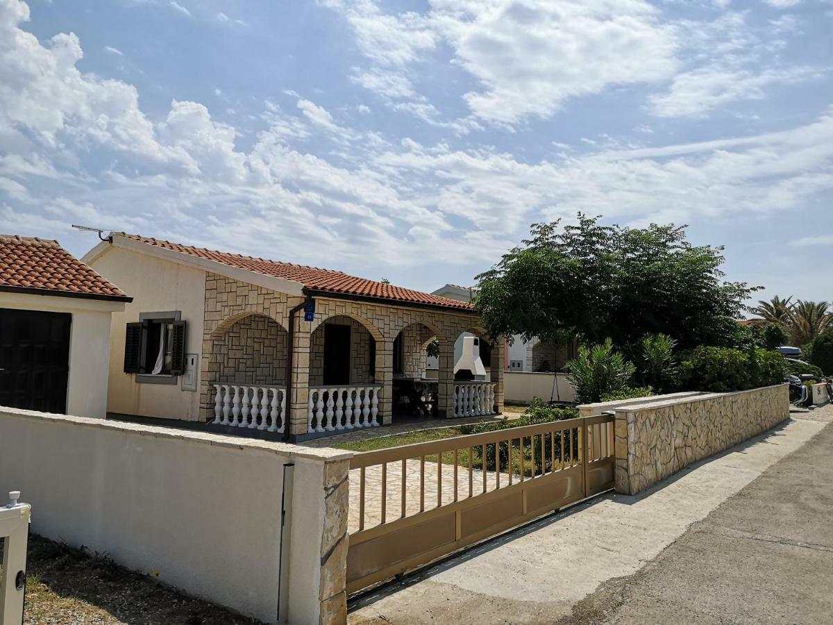 Holiday House Tara Vila Vir Exterior foto
